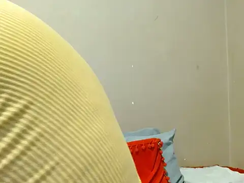 champaigncork online show from 11/08/25, 03:39