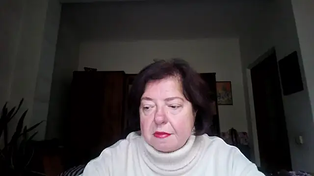 Snapshot of Violet_Pulse chatting on 10/15/25, 09:20 Violet Pulse online show from 10/15/25, 09:20