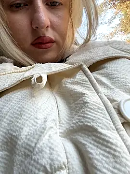 RonnieKiss online show from 10/08/25, 02:42