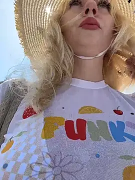 RonnieKiss online show from 02/07/26, 05:55