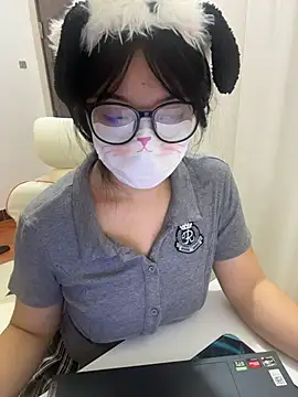 AZ37866 online show from 11/06/25, 03:57