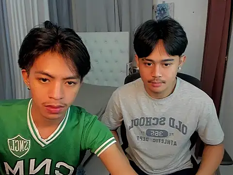 Snapshot of jayxxxlovescock chatting on 11/08/25, 05:40 jayxxxlovescock online show from 11/08/25, 05:40