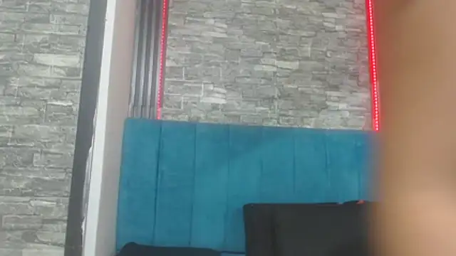 Lil Rose2006 online show from 12/17/25, 12:22