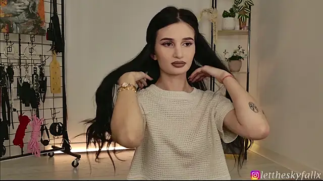 lettheskyfallx online show from 03/20/26, 10:47