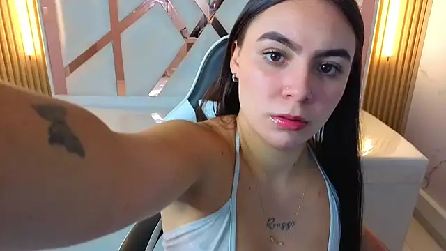 Snapshot of scarlett_smith_tp chatting on 09/29/25, 12:43 scarlett smith tp online show from 09/29/25, 12:43