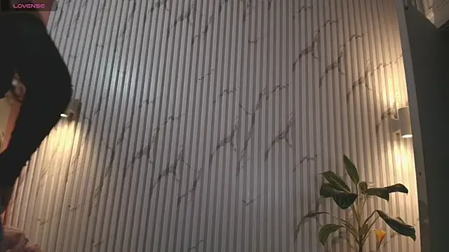 Missdionne curly online show from 09/27/25, 11:15