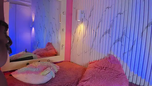 Missdionne curly online show from 11/29/25, 10:51