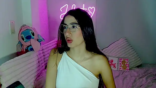 Julieta Duque online show from 09/27/25, 03:55