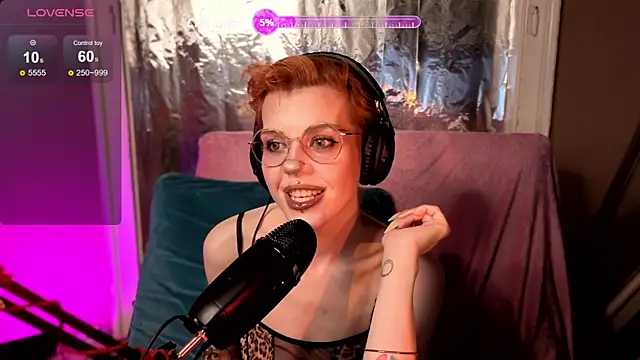 tacodeluxxxe online show from 04/12/26, 03:11