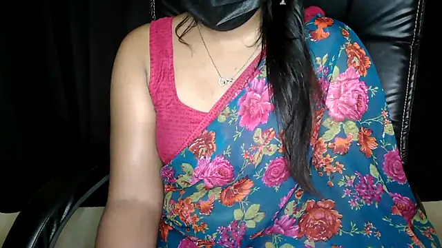 Snapshot of Anusree-Sexy chatting on 06/26/26, 05:39 Anusree-Sexy online show from 06/26/26, 05:39