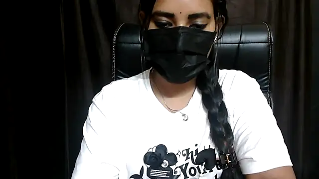 Snapshot of Anusree-Sexy chatting on 07/19/26, 06:55 Anusree-Sexy online show from 07/19/26, 06:55