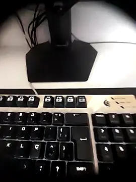 riquelh5 online show from 09/27/25, 04:12