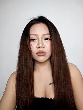 -Bianca- online show from 11/23/25, 03:01