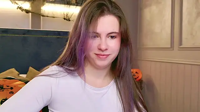 Snapshot of Akira_Halls chatting on 10/30/25, 08:53 Akira Halls online show from 10/30/25, 08:53