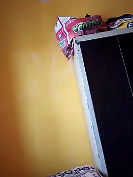 Snapshot of Sumitx007 chatting on 10/22/25, 05:19 Sumitx007 online show from 10/22/25, 05:19