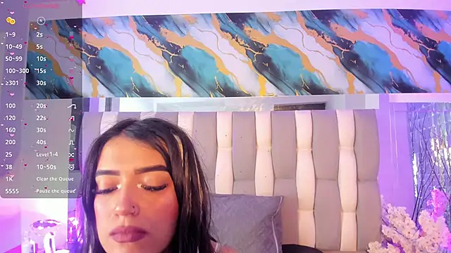 IsaDiiaz online show from 06/30/26, 04:46