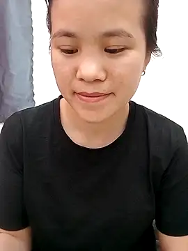 Snapshot of Norah-h chatting on 03/24/26, 02:11 Norah-h online show from 03/24/26, 02:11