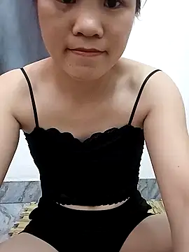 Snapshot of Norah-h chatting on 04/08/26, 02:28 Norah-h online show from 04/08/26, 02:28