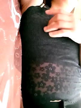 Snapshot of Norah-h chatting on 04/13/26, 03:17 Norah-h online show from 04/13/26, 03:17