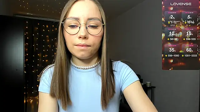 Snapshot of fun_nd_bun chatting on 10/08/25, 01:36 fun nd bun online show from 10/08/25, 01:36