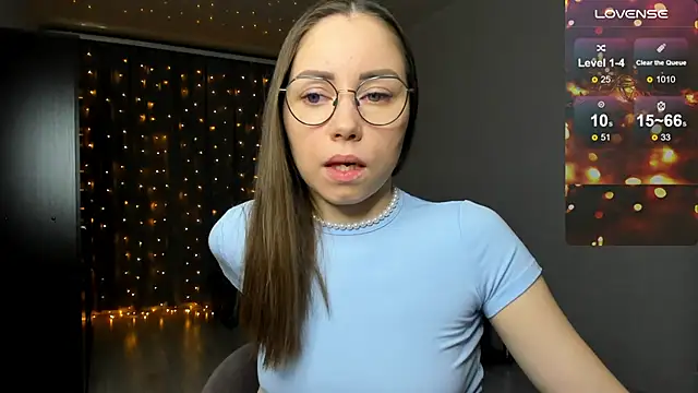 Snapshot of fun_nd_bun chatting on 11/17/25, 01:33 fun nd bun online show from 11/17/25, 01:33