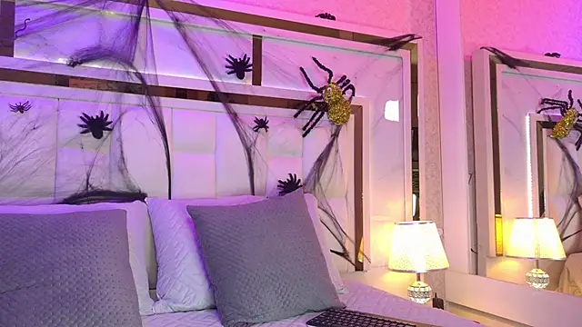 samanthaa sm online show from 10/30/25, 12:06