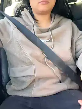 Snapshot of Tang-88 chatting on 10/27/25, 05:33 Tang-88 online show from 10/27/25, 05:33