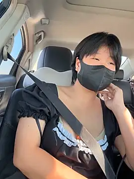 Snapshot of Tang-88 chatting on 11/09/25, 01:37 Tang-88 online show from 11/09/25, 01:37