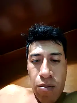 Snapshot of Carlos27hot chatting on 10/16/25, 08:15 Carlos27hot online show from 10/16/25, 08:15