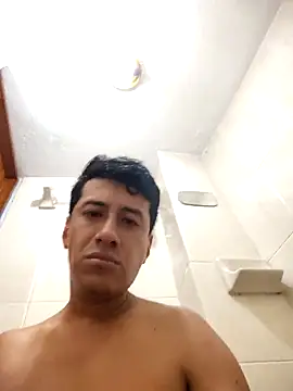 Snapshot of Carlos27hot chatting on 10/24/25, 04:36 Carlos27hot online show from 10/24/25, 04:36