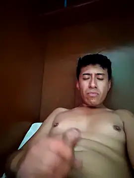 Snapshot of Carlos27hot chatting on 10/27/25, 10:14 Carlos27hot online show from 10/27/25, 10:14