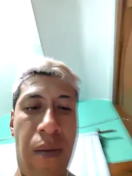 Snapshot of Carlos27hot chatting on 02/11/26, 07:57 Carlos27hot online show from 02/11/26, 07:57