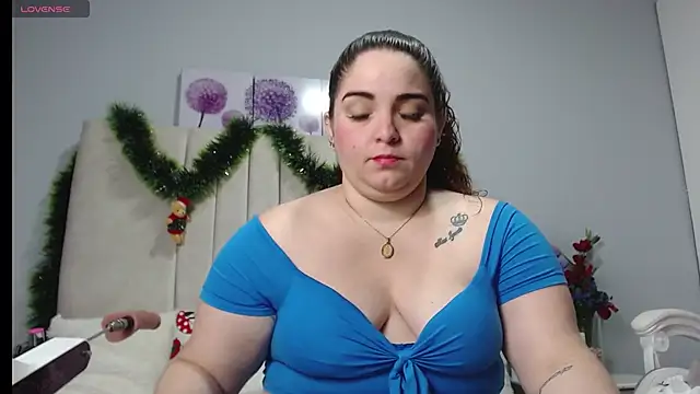 AmandaaWats online show from 12/20/25, 11:39