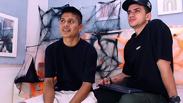 Snapshot of marcus_hans_ chatting on 10/08/25, 05:32 marcus hans online show from 10/08/25, 05:32