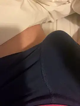 Snapshot of big_dick_horny_boy chatting on 11/16/25, 08:47 big dick horny boy online show from 11/16/25, 08:47