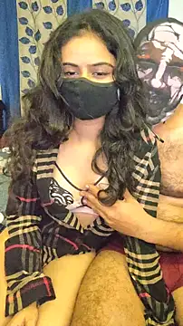 Snapshot of hotestfantasy chatting on 11/21/25, 06:06 hotestfantasy online show from 11/21/25, 06:06