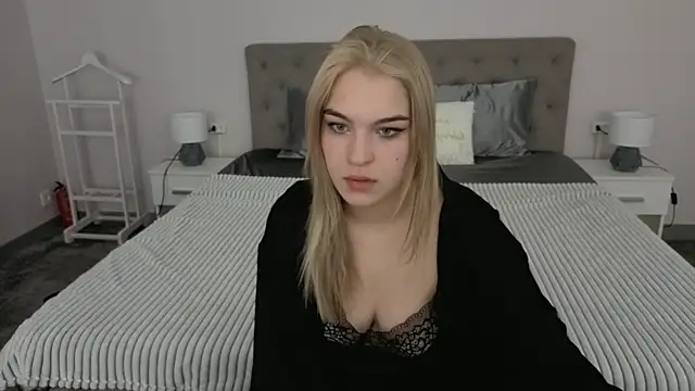 AlinaLiii online show from 03/27/26, 06:19