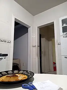 lucineia7 online show from 02/08/26, 09:29