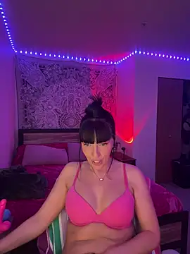 MaciiMayy online show from 02/18/26, 08:27