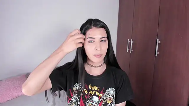 Snapshot of ScarlettRosetti chatting on 09/28/25, 02:17 ScarlettRosetti online show from 09/28/25, 02:17