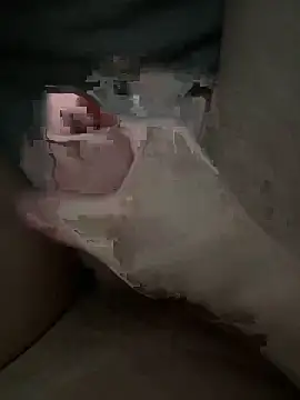 20yearsoldhere online show from 02/02/26, 12:37