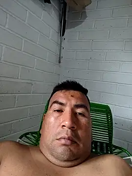 Snapshot of jj_846 chatting on 11/16/25, 03:28 jj 846 online show from 11/16/25, 03:28