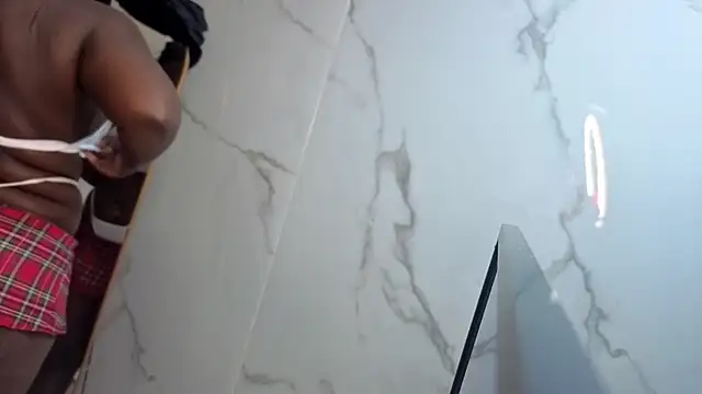 Snapshot of Soffia_b chatting on 10/23/25, 03:06 Soffia b online show from 10/23/25, 03:06