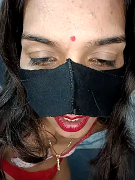 Snapshot of nidhi_nude chatting on 12/14/25, 12:10 nidhi nude online show from 12/14/25, 12:10