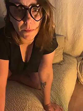 Reine du Vice84 online show from 01/11/26, 04:01