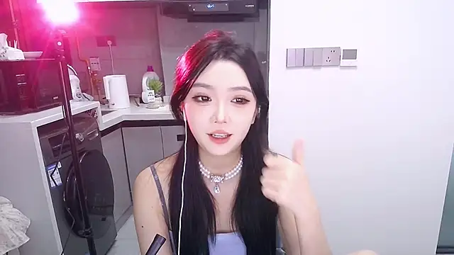 Snapshot of Miao-Maimiao chatting on 09/24/25, 02:53 Miao-Maimiao online show from 09/24/25, 02:53