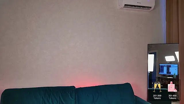 EllaCanny online show from 05/29/26, 05:27