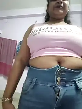 Deborbhavi222 online show from 01/05/26, 05:27