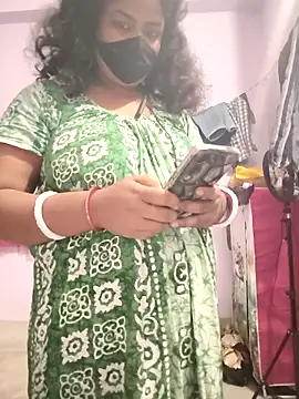 Deborbhavi222 online show from 04/05/26, 10:56