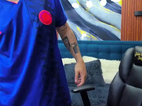 wildthor26 online show from 01/17/26, 02:38